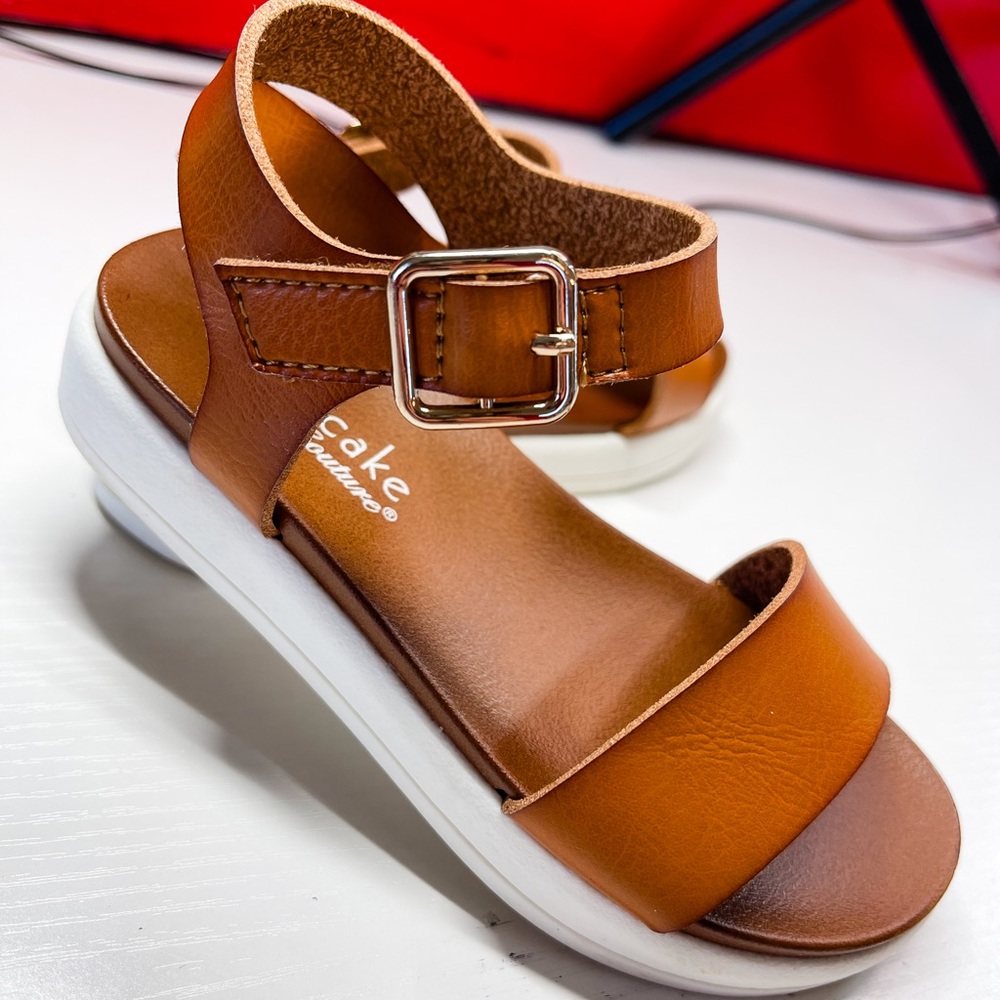 Cupcake brand toddler girls shoes size 8